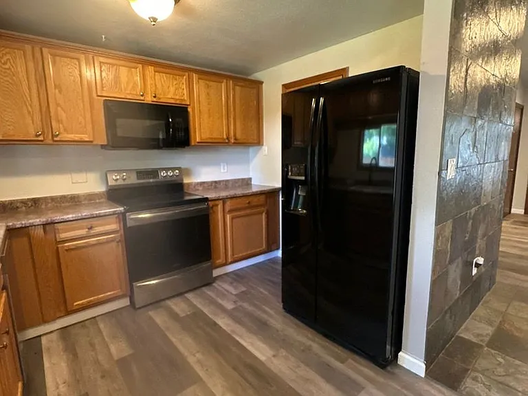 4321 Myrtlewood Dr — Photo 13