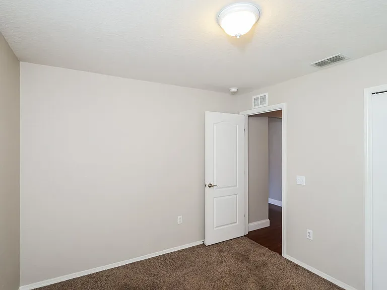 5122 Garberia Ave — Photo 13
