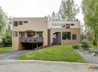 2106 Castner Cir, Anchorage, AK 99517