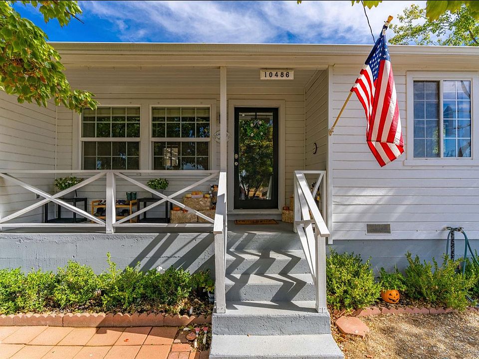 1st image of 10486 Mariposa Ave