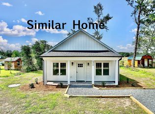 949 Lower County St, Calabash, NC 28467