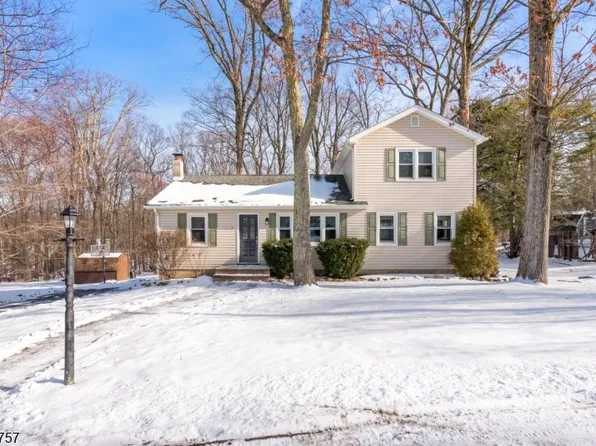 31 Hudson Dr, West Milford Twp., NJ 07480