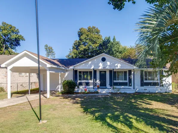 213 Crestmore Dr, Columbia, SC 29209