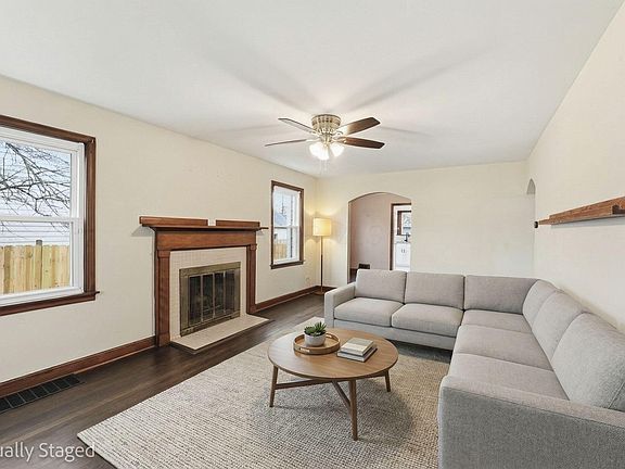 4th image of 281 Demorest Rd