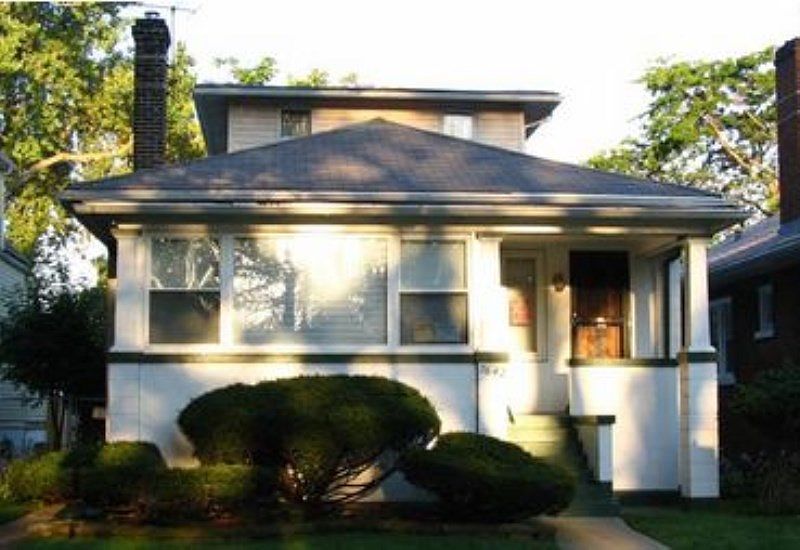1st image of 7642 S Oglesby Ave