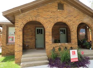 12 Greenwood St, Houston, TX 77011