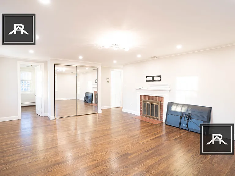 42 Puddingstone Ln — Photo 37