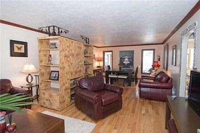 2nd image of 328 W Angela Blvd
