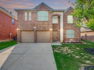 10817 Emerald Park Ln, Haslet, TX 76052