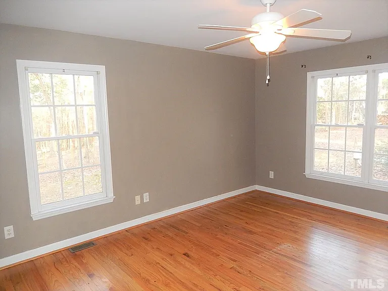 6610 Lipscomb Dr — Photo 16