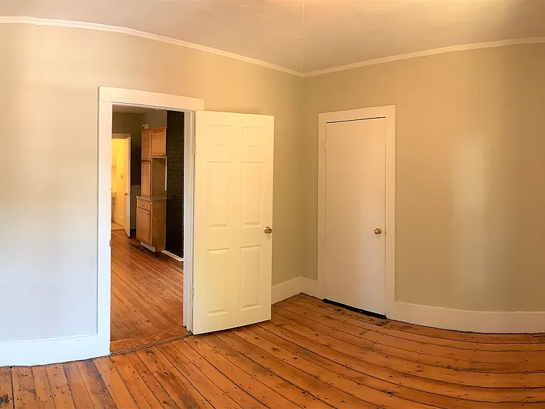 63 Danforth St #2R — Photo 9