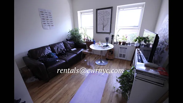 Rented by null | media 1