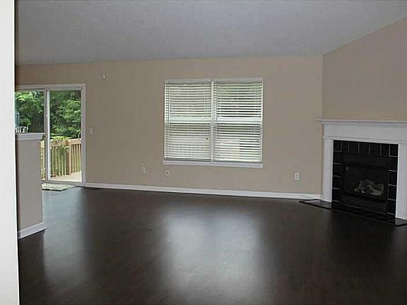 5th image of 11756 Langham Crescent Ct