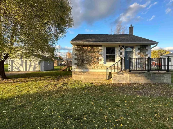 201 Glidden Rd, Beaverton, MI 48612