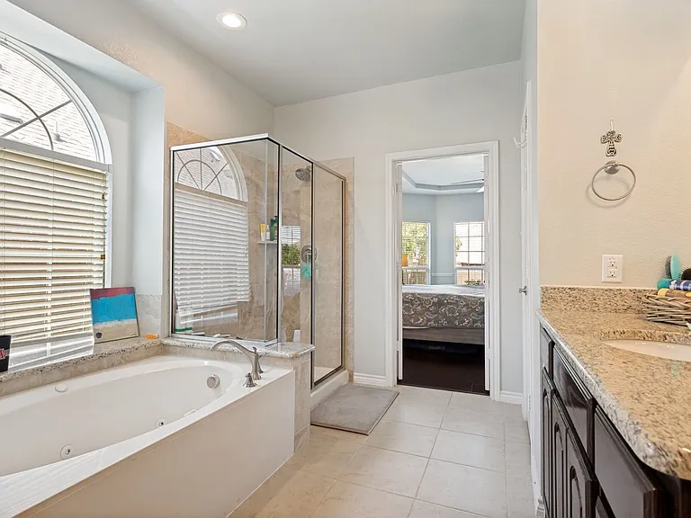 4117 Autumn Path Rd — Photo 9