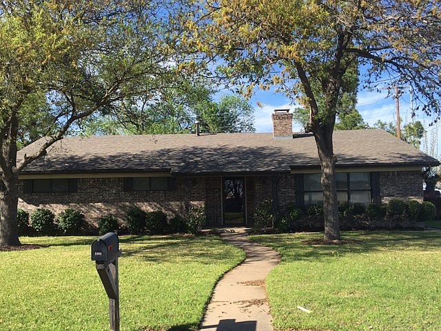 1st image of 2302 Lange St