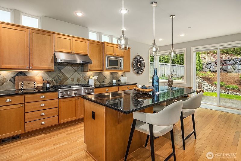 4th image of 773 Summerhill Ridge Drive NW