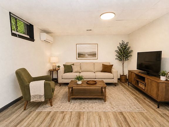 2nd image of 6923 Greenway Dr #C