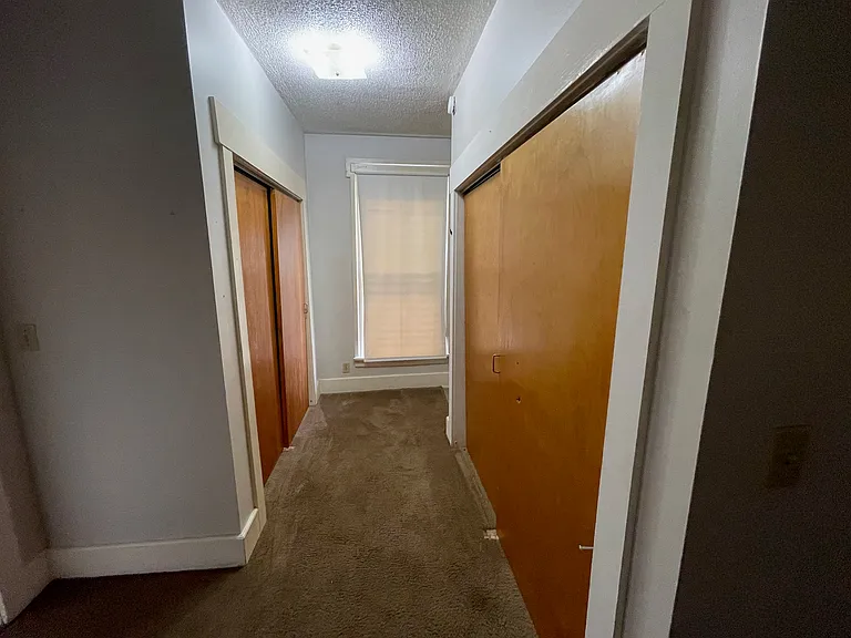 504 W Main St #B — Photo 8