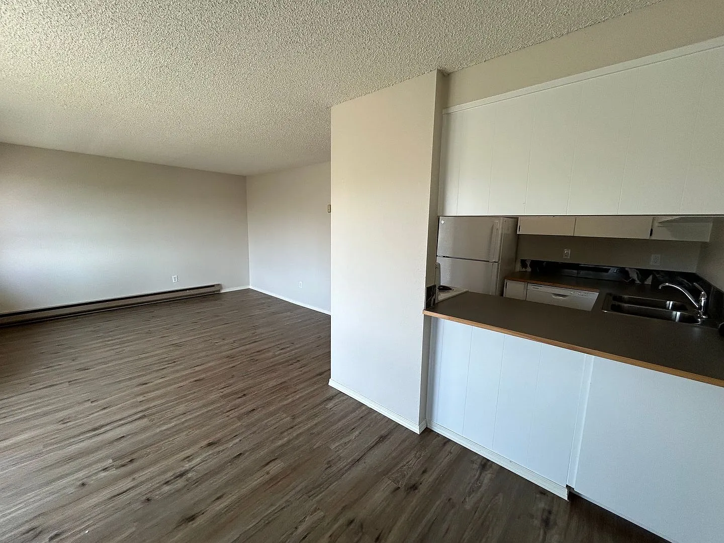 TE1300 — Photo 3