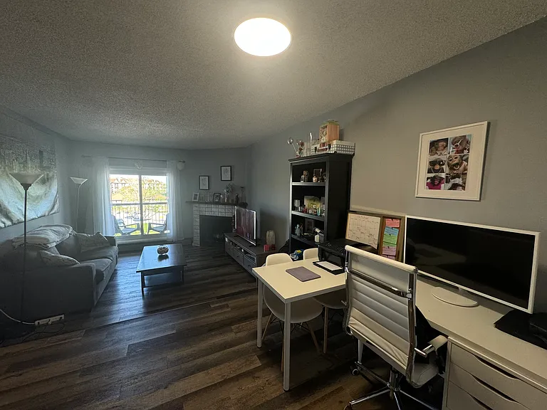 201 Victor Lewis Dr — Photo 8