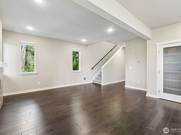 4th image of 1325 Seattle Hill Road #G5