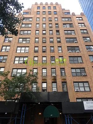 Rented by Green Home NY Realty LLC | media 24