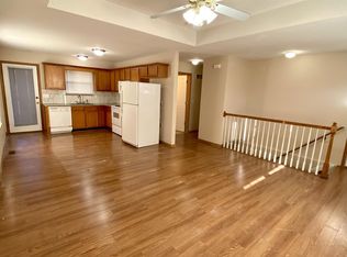 902 Mission Rd, Harrisonville, MO 64701