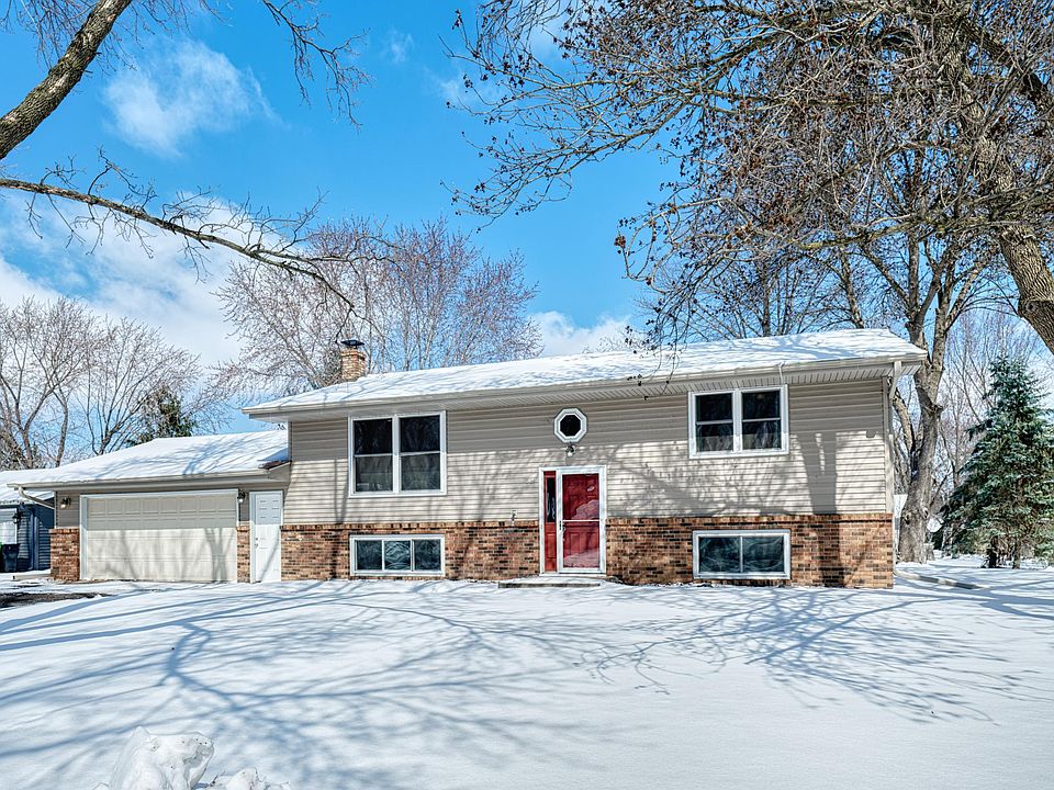1st image of 521 S Hill Dr