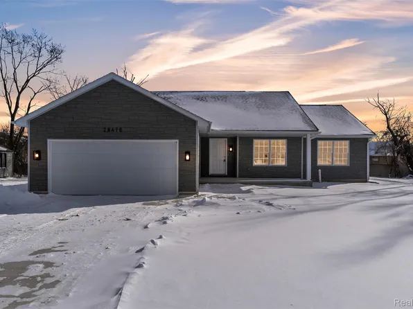 28410 Maitrott St, Southfield, MI 48034