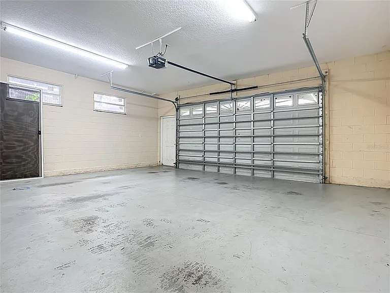 132 Orange Ave — Photo 49
