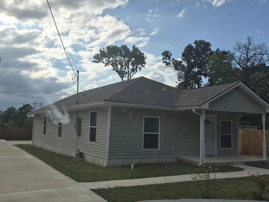 3 bed, 1695 sqft, $1,600 — Photo 4