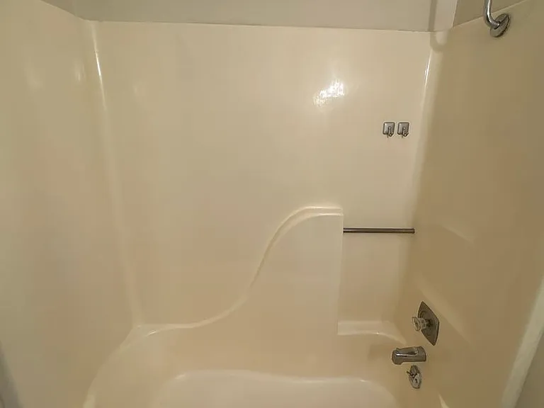 124 N Keene St. — Photo 11