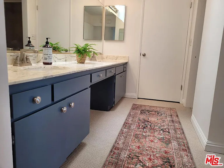 8701 Delgany Ave — Photo 27