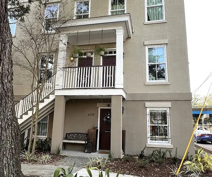 429 Montgomery St #A-1 — Photo 1