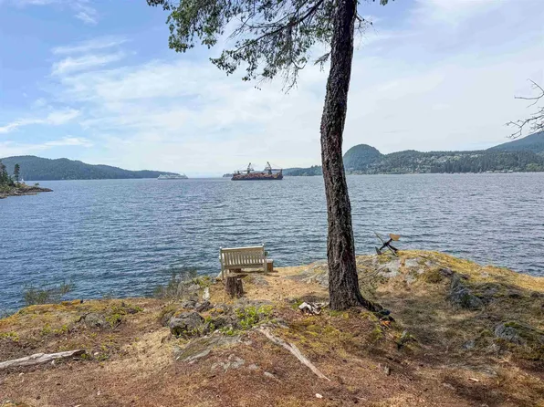 311 Arthur Rd, Sunshine Coast, BC V0N 1V0
