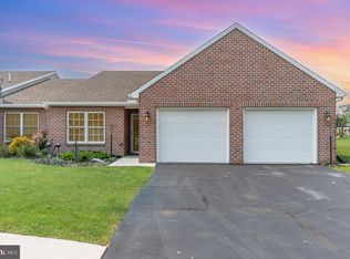 115 Blackbird Ln, Shippensburg, PA 17257