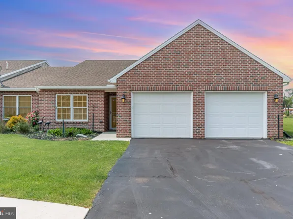115 Blackbird Ln, Shippensburg, PA 17257