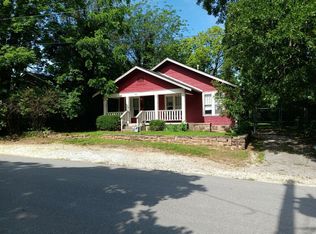 813 N Lindell Ave, Fayetteville, AR 72701