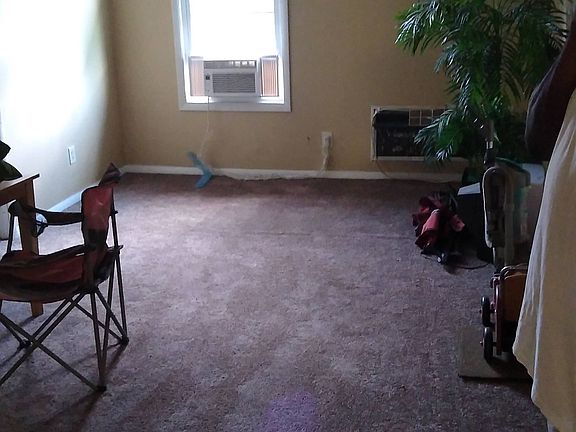 5th image of 3544 Carrollton Ave APT 10