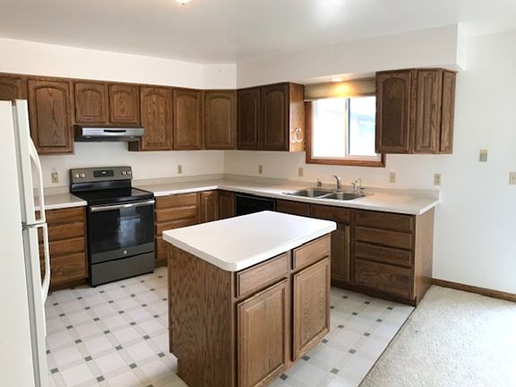 5th image of 1020 W Campus Dr