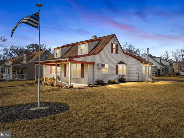 620 Preston Ln, Hatboro, PA 19040