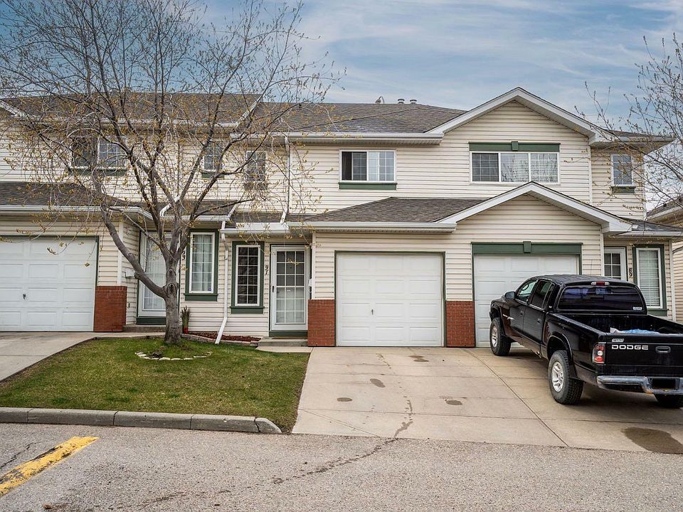 1st image of 91 Country Hills Vlg NW