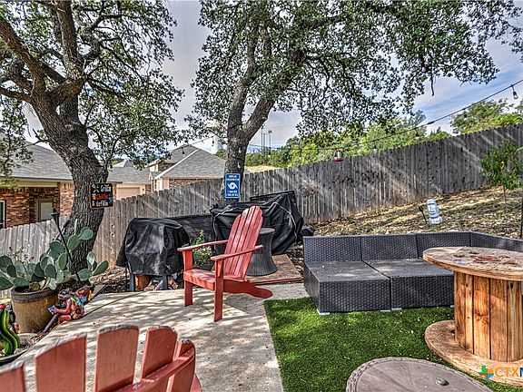 3rd image of 1540 Justice Dr