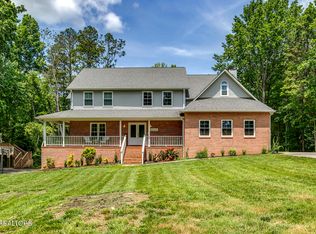 415 Shaw Ferry Ln, Lenoir City, TN 37772