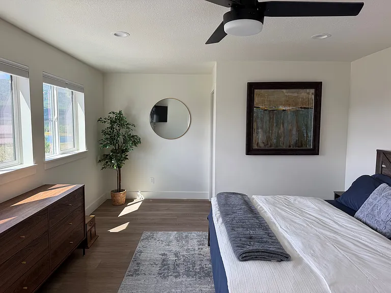 Upper level master bedroom with king bed