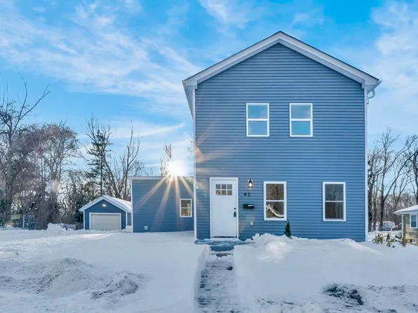 92 Liberty St, Rockland, MA 02370