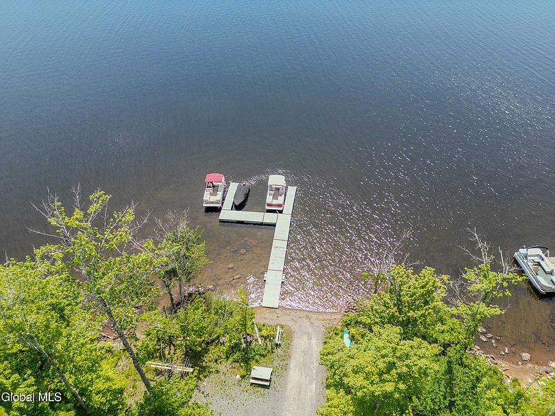 2nd image of 601 N Shore Peck Lake Road