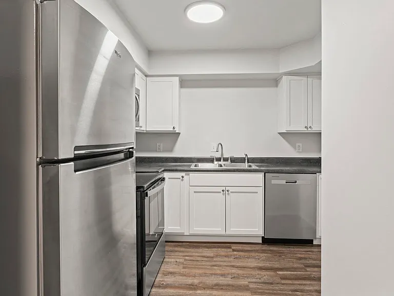 Apple Creek 1 BR 1 Ba