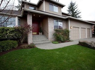 6220 NE 193rd St, Kenmore, WA 98028